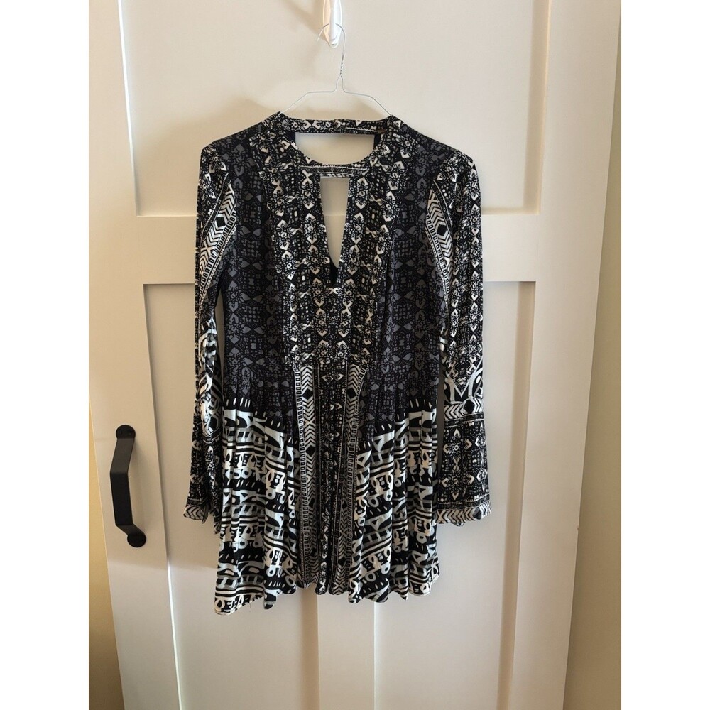 Free People Size 6 Black White Boho Tunic Dress Long Sleeve Keyhole Top